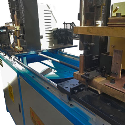 自動(dòng)焊銷機(jī)